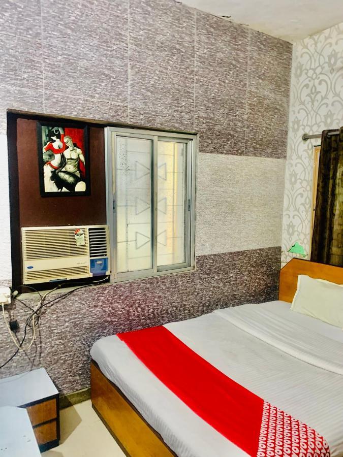 Hotel Bengal -100M From Park Circus 7 Point Calcutta Buitenkant foto