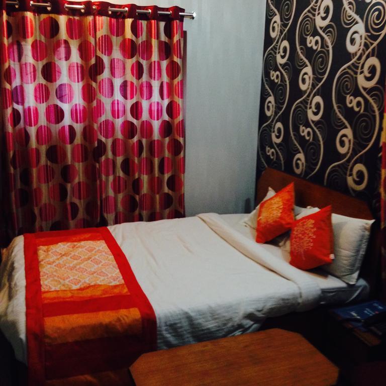 Hotel Bengal -100M From Park Circus 7 Point Calcutta Buitenkant foto