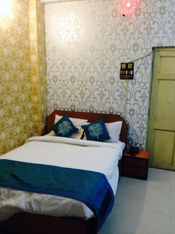 Hotel Bengal -100M From Park Circus 7 Point Calcutta Buitenkant foto