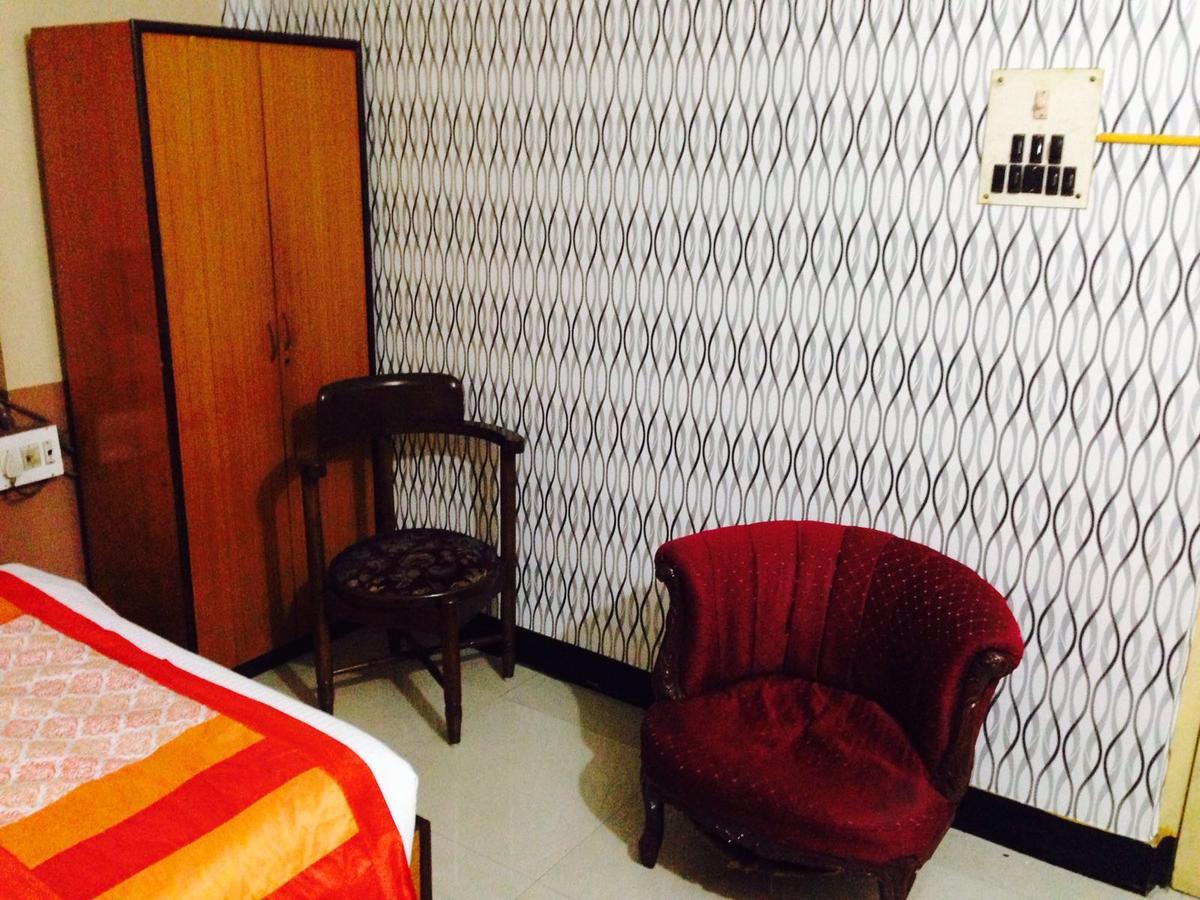 Hotel Bengal -100M From Park Circus 7 Point Calcutta Buitenkant foto